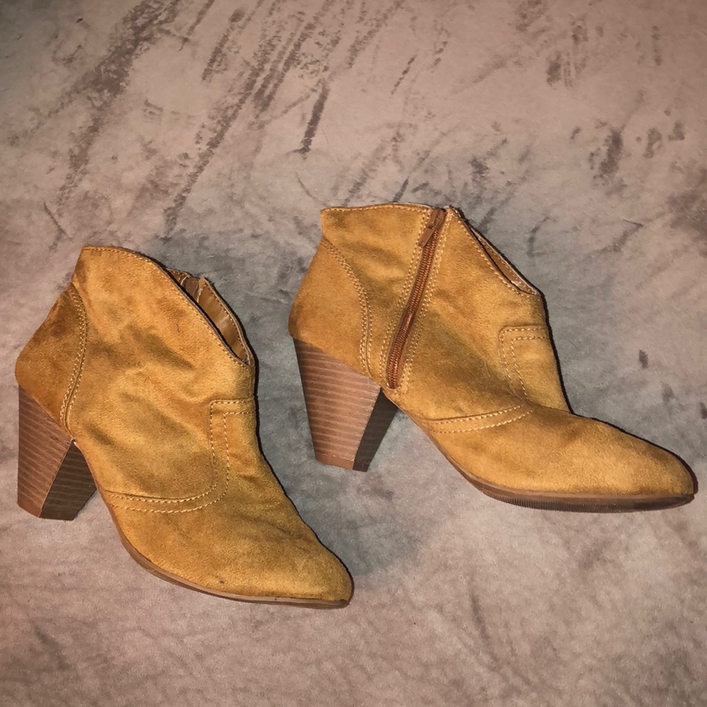 Candie’s - tan ankle booties